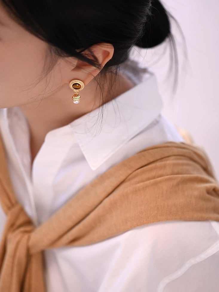 タイガーアイピアス